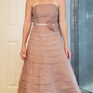 Size 6 cream colored floor length gown